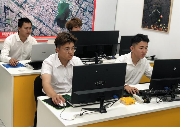 專業(yè)護(hù)航，洞察未來——走進(jìn)紹興市光瑞信息咨詢服務(wù)
